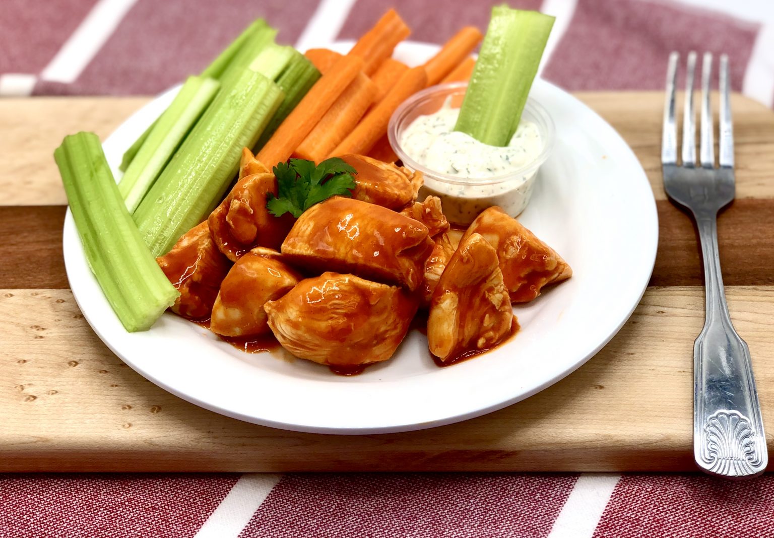 Boneless Chicken Wings w/ Celery and Carrots Mqt Nutrition