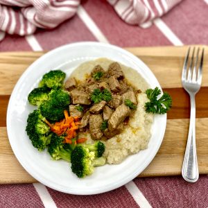 Garlic Butter Steak Bites w/ Broccoli & Cauliflower Mash