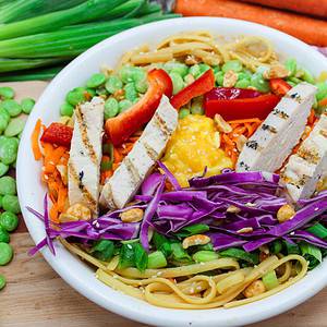 Thai Peanut Noodles with Grilled Chicken & Mango